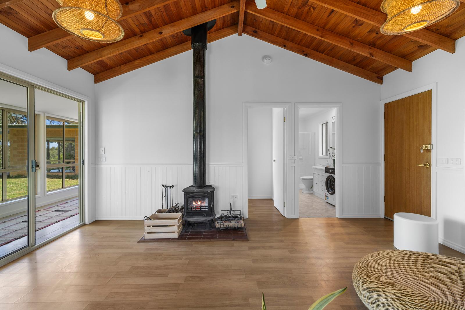 Second fireplace in the other living area